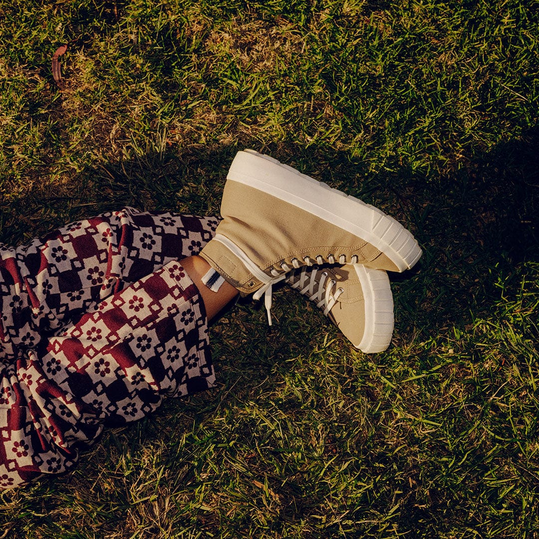 Womens - La Brea Lug High Top Platform - Stone