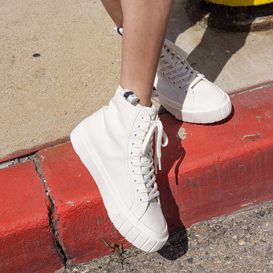 Womens - La Brea Lug High Top Platform - White