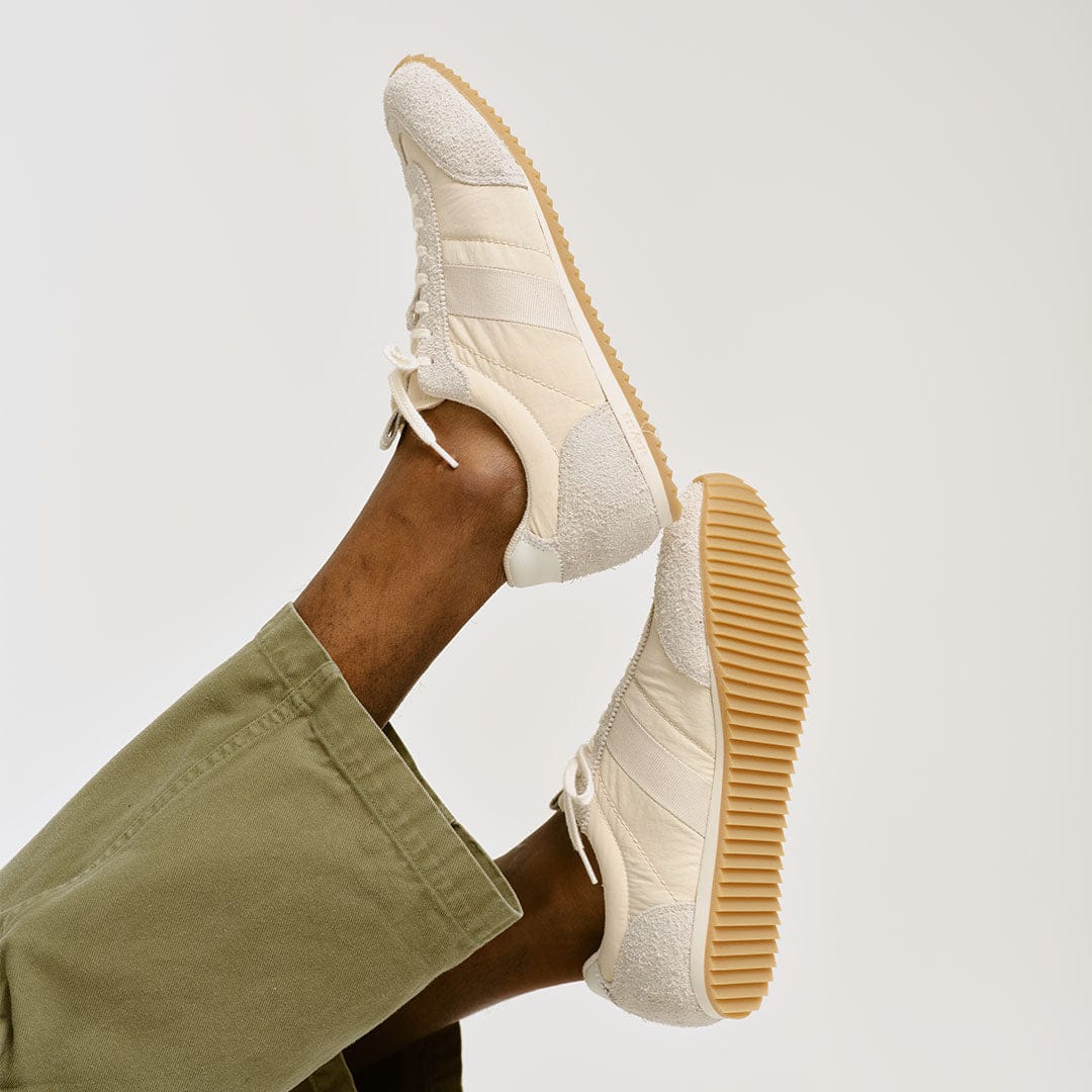 レズミルズ　シーエックスワース(コア) Mens - Wilcox Low Profile Trainer - Cloud – SeaVees