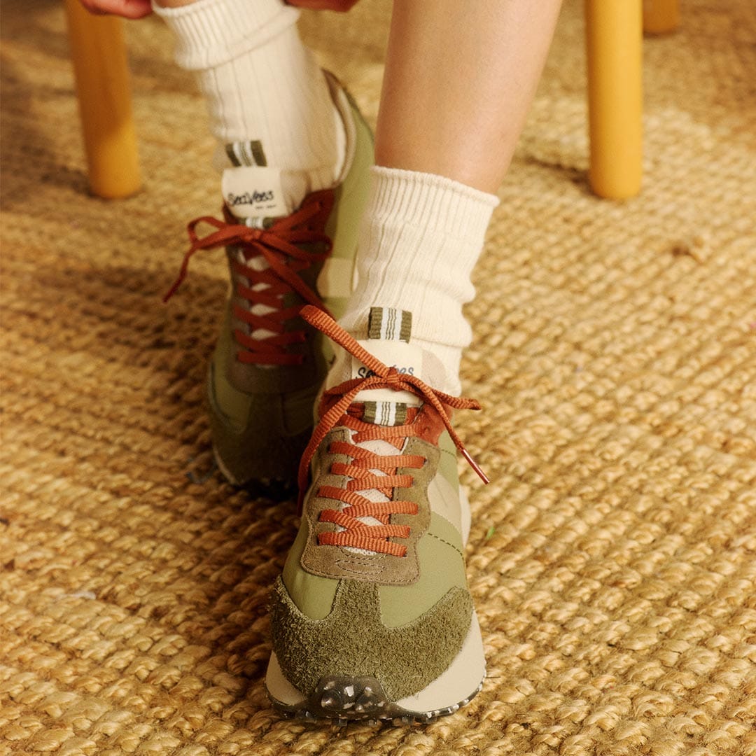 Womens - Acorn Trainer - Peppercorn