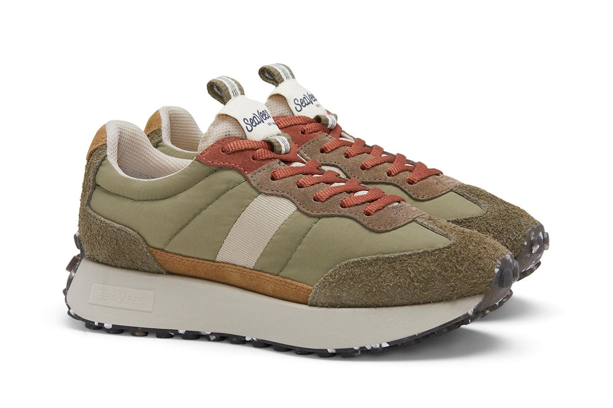 Womens - Acorn Trainer - Peppercorn
