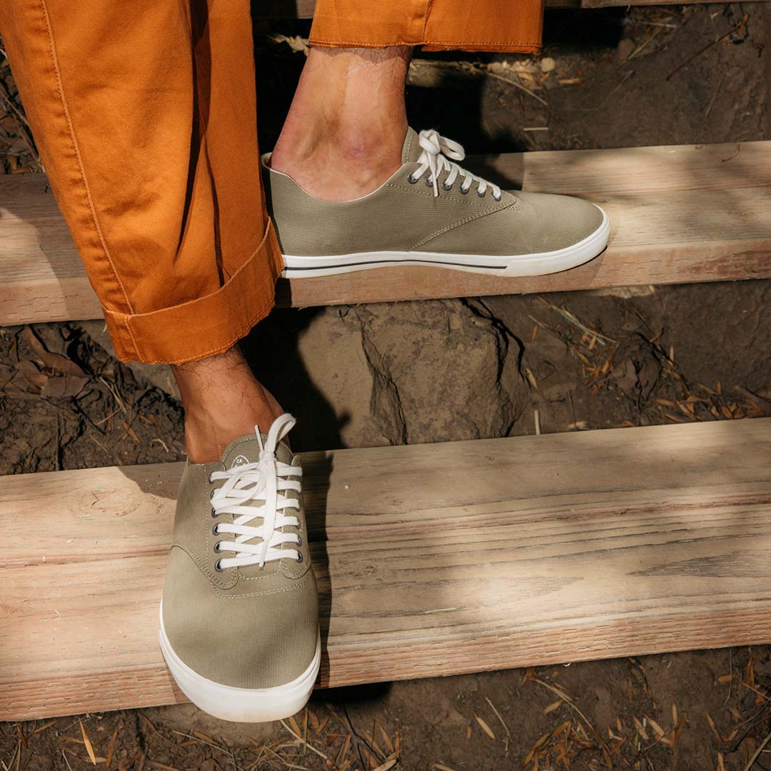 Mens - Hermosa Sneaker - Carr Moss