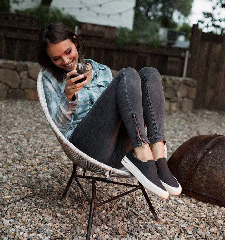 Womens - Hawthorne Slip On Original - Black â SeaVees