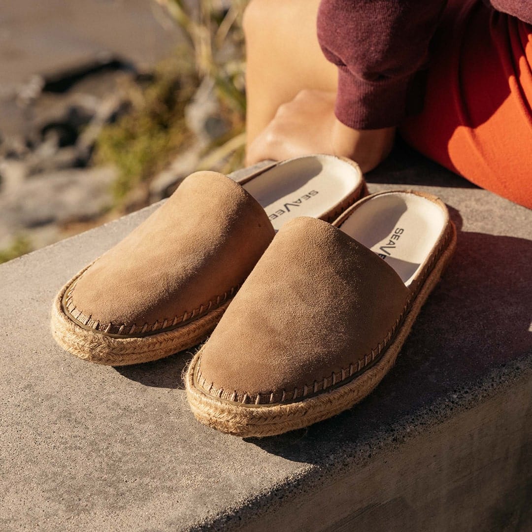 Manebí Raffia Pattern Flat Espadrilles - Yucatán - Brown Triangles on Natural