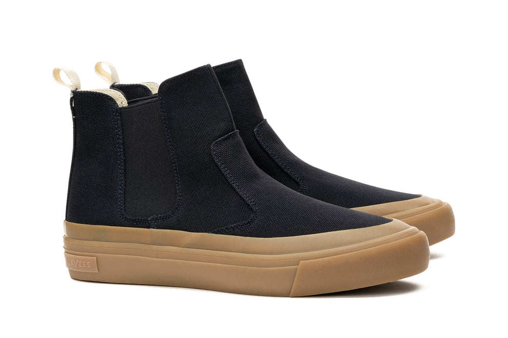 Mens Beyond & Back Boot Dark Navy SeaVees